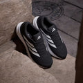Adidas calzado deportivo negro y blanco - ADI-CAL-02